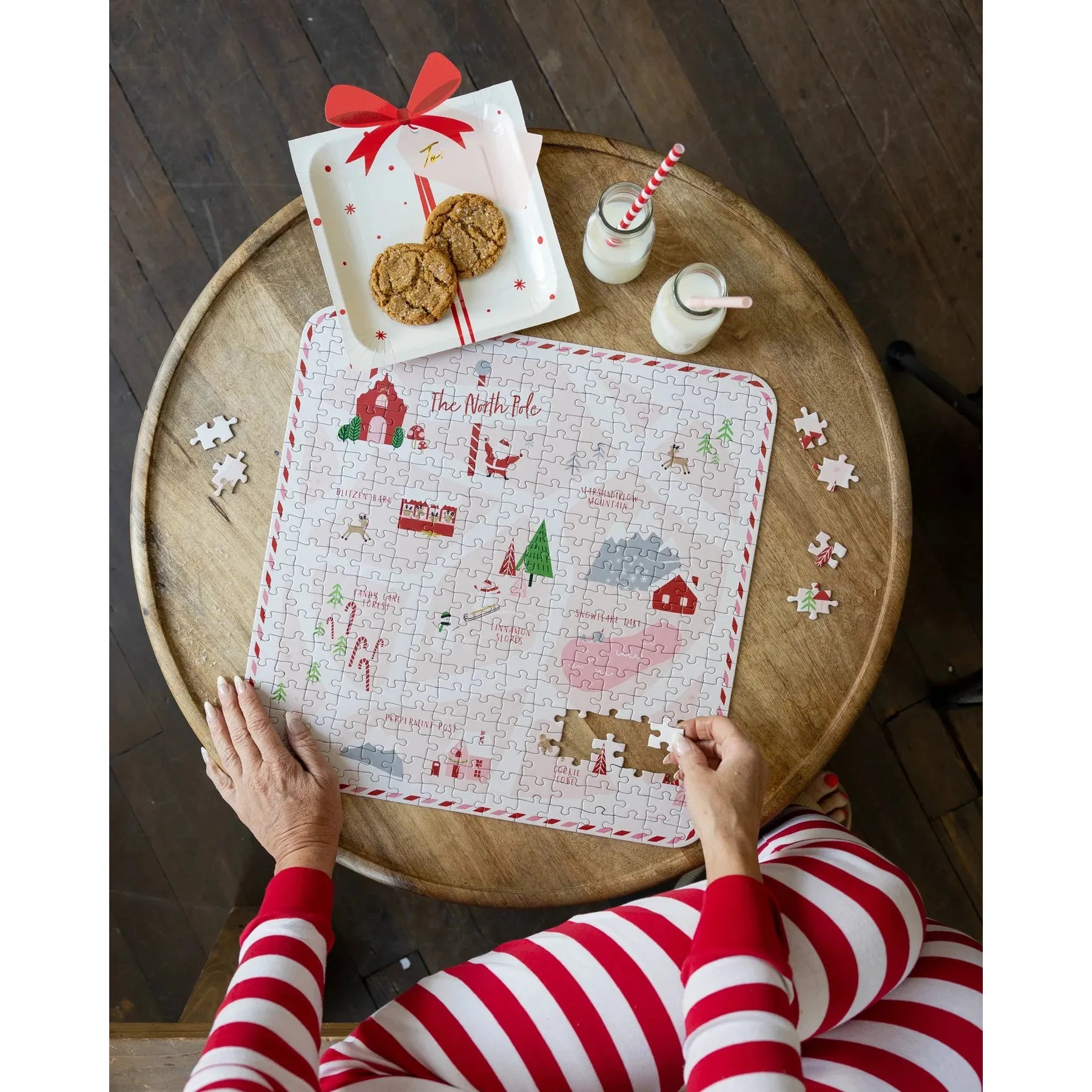 Present Shaped Paper Plate