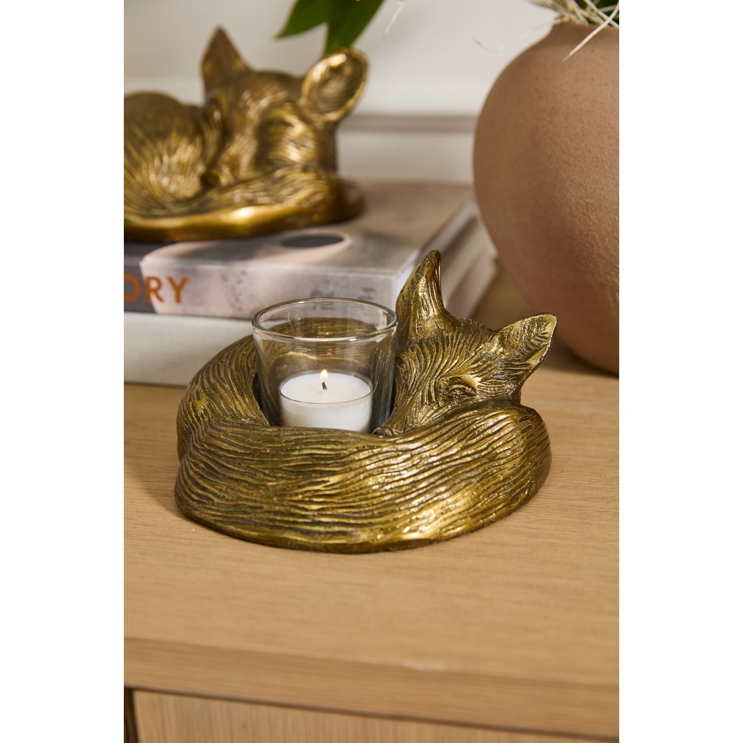 E+E Eloise Sleeping Fox Tealight