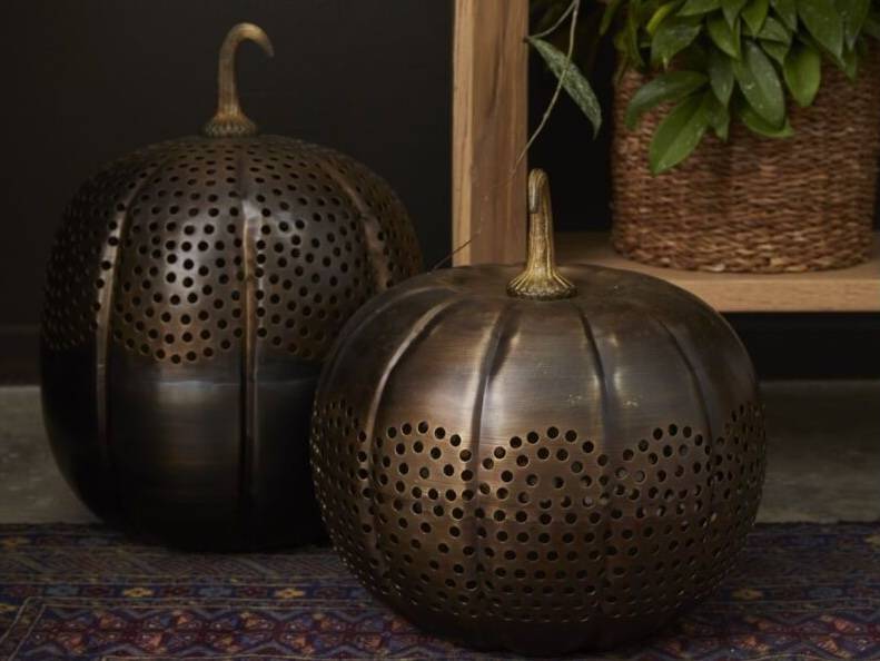 Sunsets and Spice: Transitioning Your Home Decor From Summer to Fall