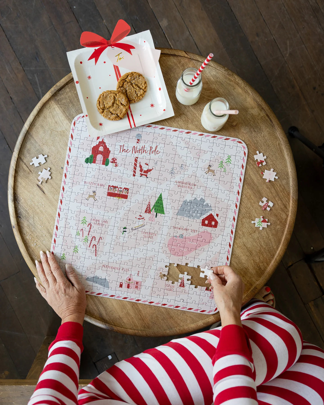 Present Shaped Paper Plate