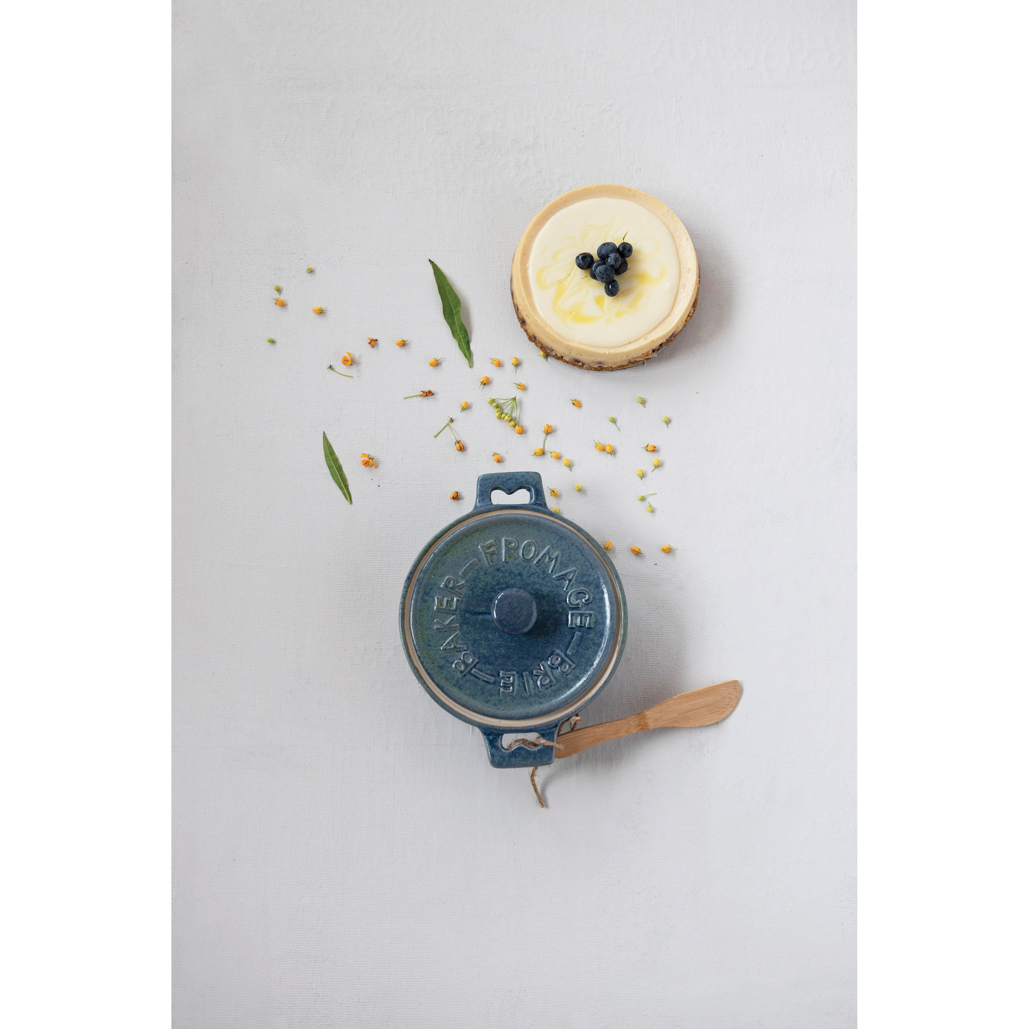 Blue Brie Baker with Bamboo Spreader