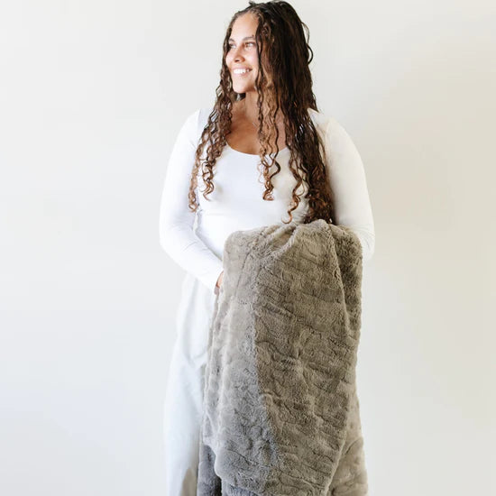 Faux Fur Throw Blanket - Cashmere