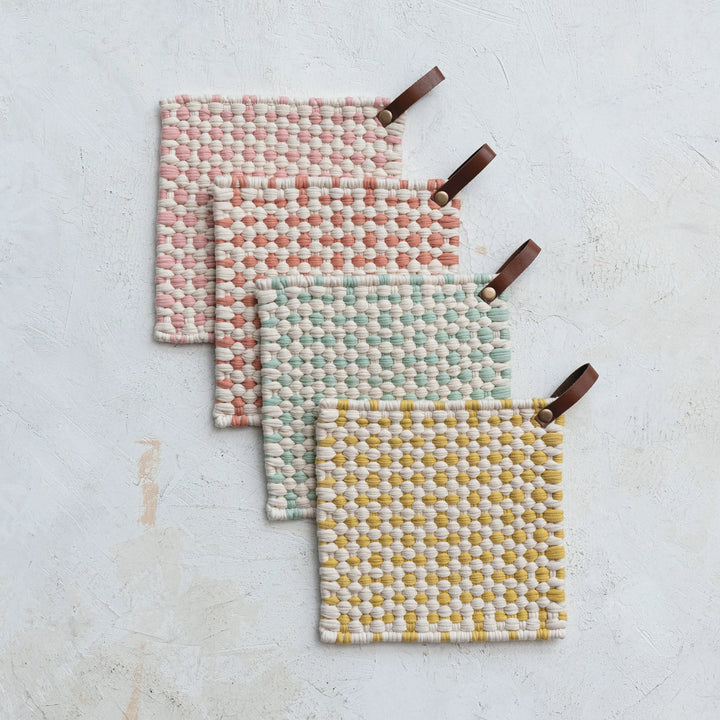 Checkered Pot Holder