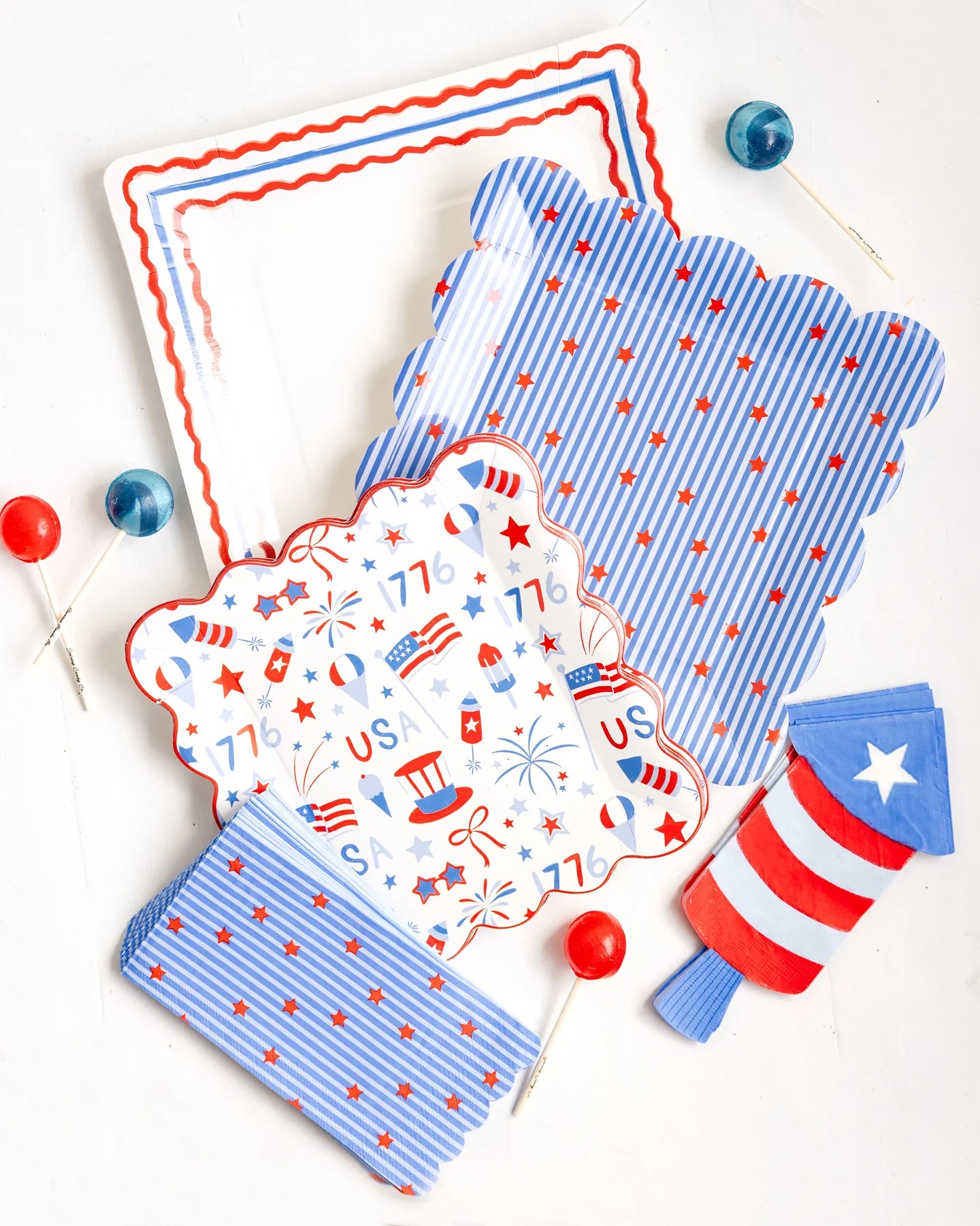USA Icons Paper Dinner Plates