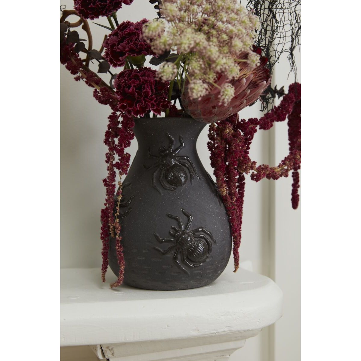 Scuttling Spiders Vase