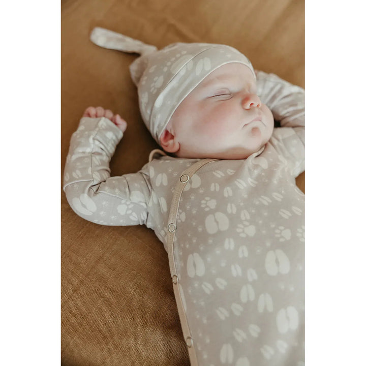 Tracker Newborn Knotted Gown