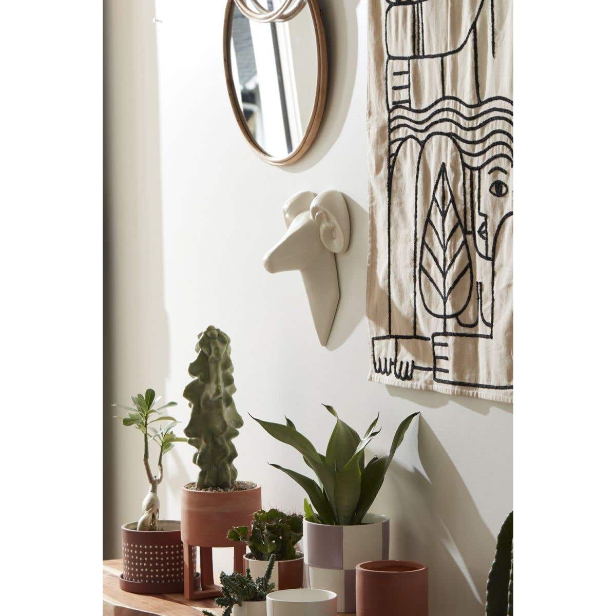 Kofa Wall Mount